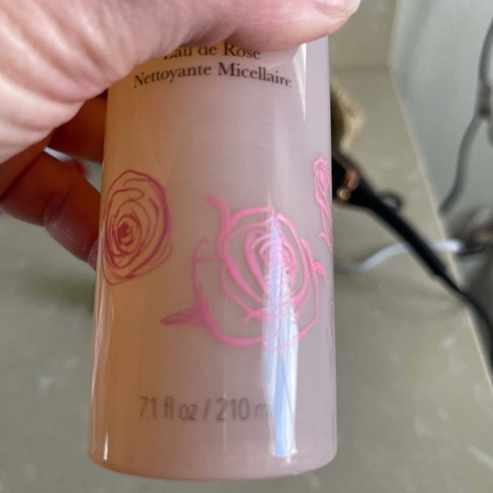 New Rose Micellar Cleansing Water - Picture 7 of 11